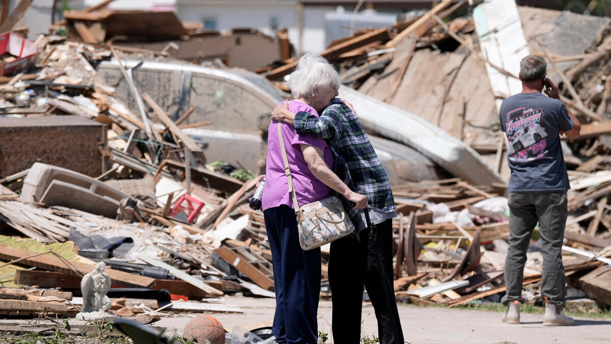 Stressed Florida homeowner after hurricane damage compared to prepared homeowner with Asset Shield's digital inventory.